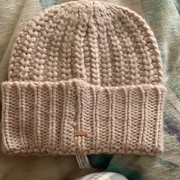 FreePeople Wool Rosy Embroidered Hat/Beanie - Picture 2 of 2